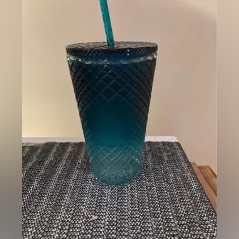 New 16oz Starbucks cold beverage tumbler